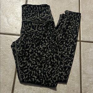 PINK Victoria's Secret Olive & Black Leopard Print Leggings